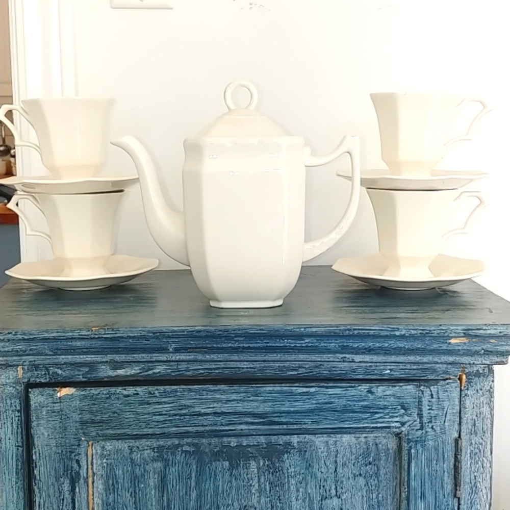 Nikko tea cup/saucers & teapot white NWOT Vintage